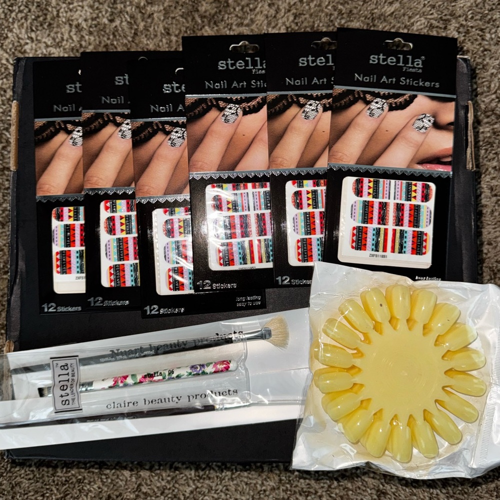 Stella Nail Art Stickers with Nail Wheel
